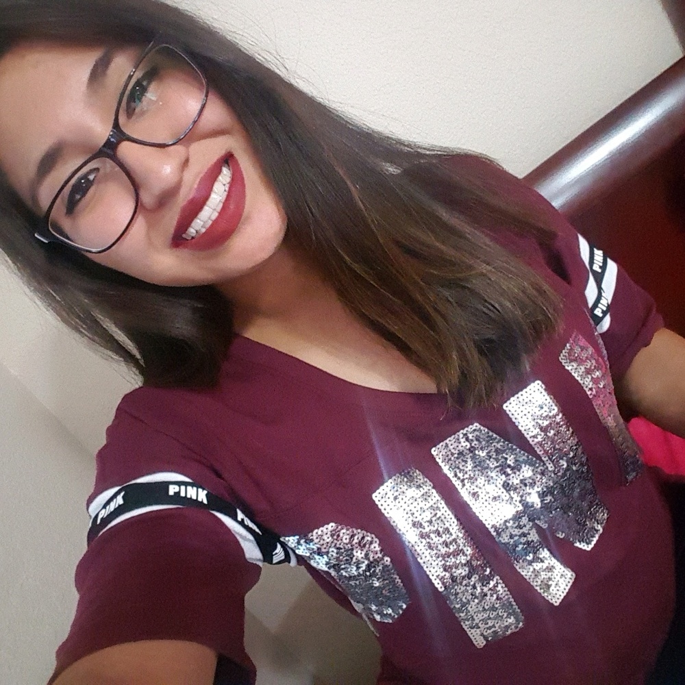 Meet your Posher, Ana